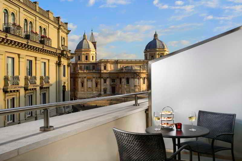 Hotel Doubletree By Hilton Rome Monti Exterior foto